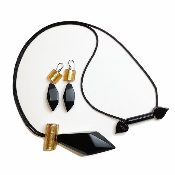 ZSISKA Dolomites Black & Gold Foil Pendant Necklace Set - Picture 1 of 10